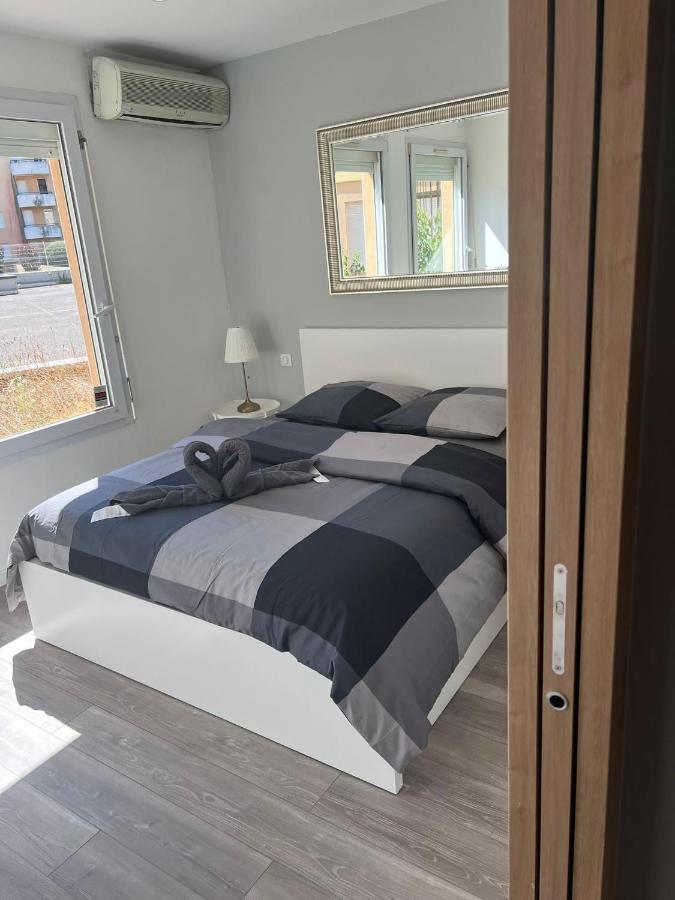 App 1 Mulhouse Centre , 6 Personnes Apartment Екстериор снимка